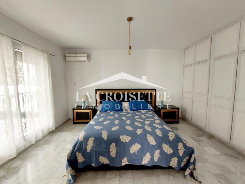 Duplex S+2 meublé à La Marsa 